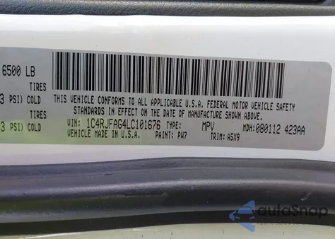 2020 Jeep Grand Cherokee Laredo E 4X4 from USA, damaged, VIN 1C4RJFAG4LC101676